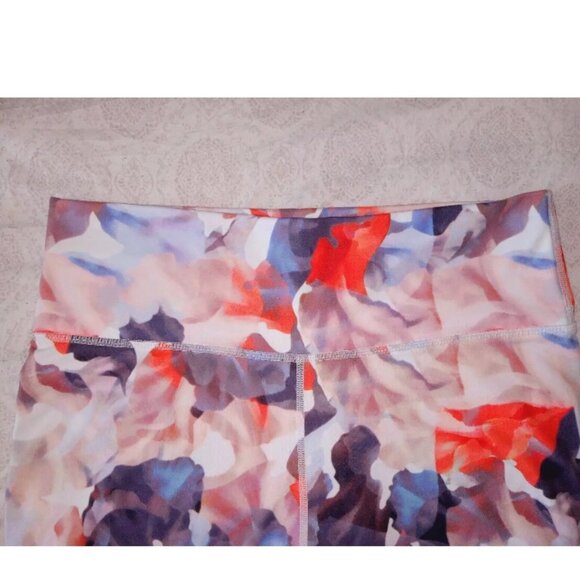 Fabletics Define Powerhold Legging High Waist Daydream Floral Print Size Large - Picture 8 of 10